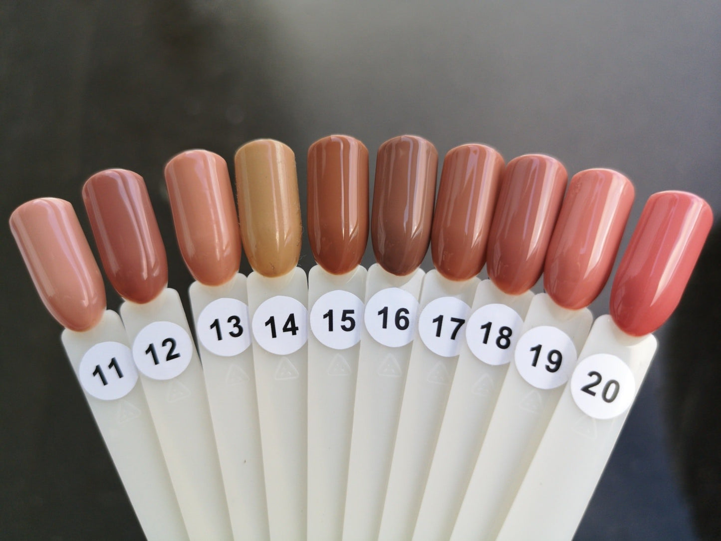 Diamondline GRANDE gelelakk Nr 13, 10 ml