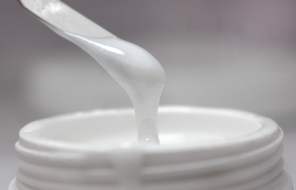 UV/LED SHIMMER MILKY WHITE THIXOTROPIC GEL 30 ML / 50 ML