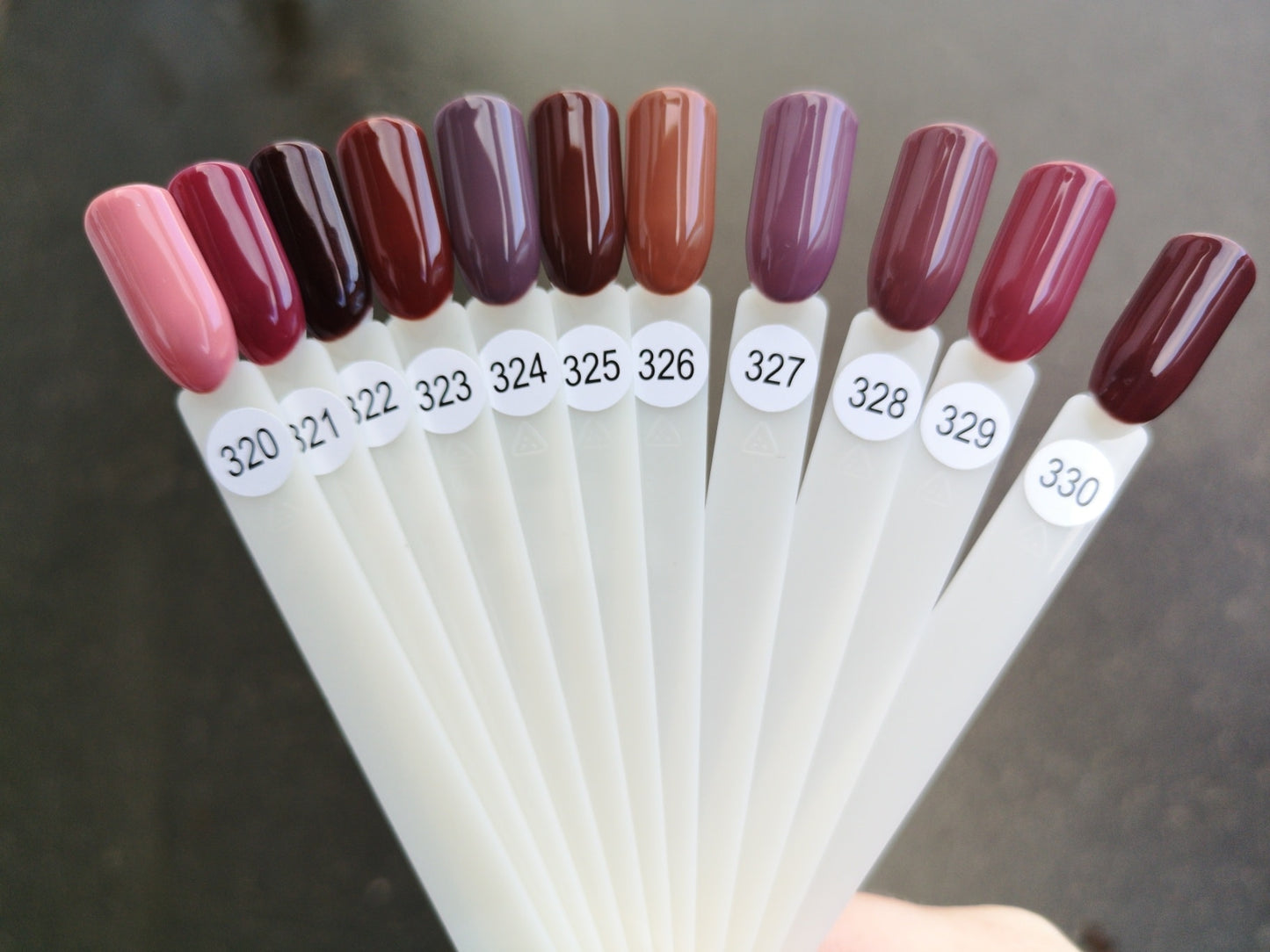 Diamondline GRANDE gelelakk Nr 324, 10 ml